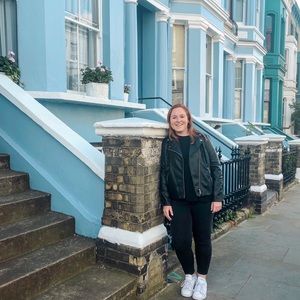 Meet your Posher, Michaela